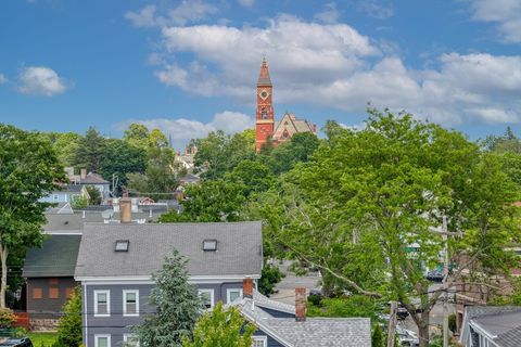 18 Prospect 1 Marblehead MA 01945