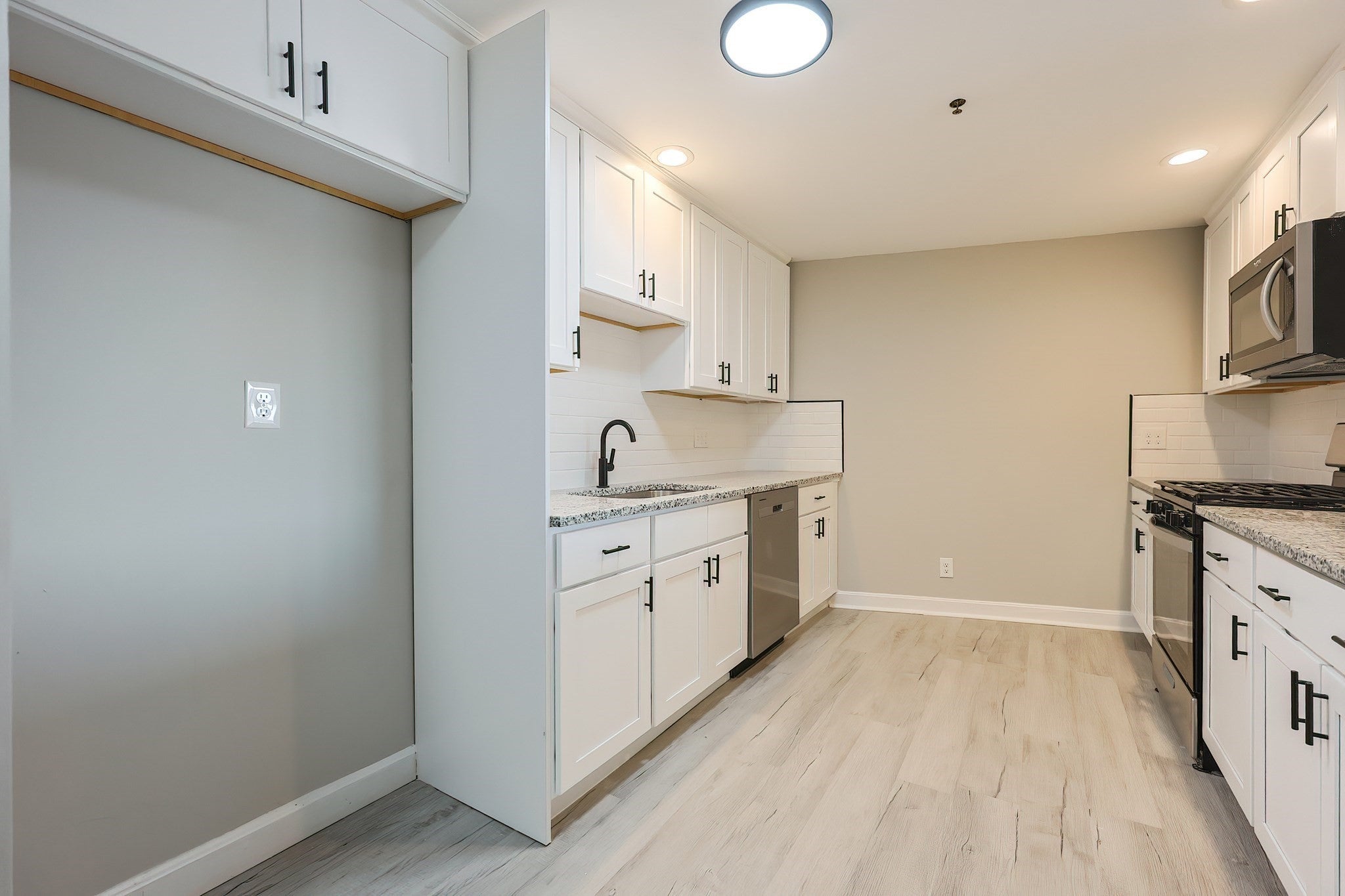 348 Rantoul Street 202
