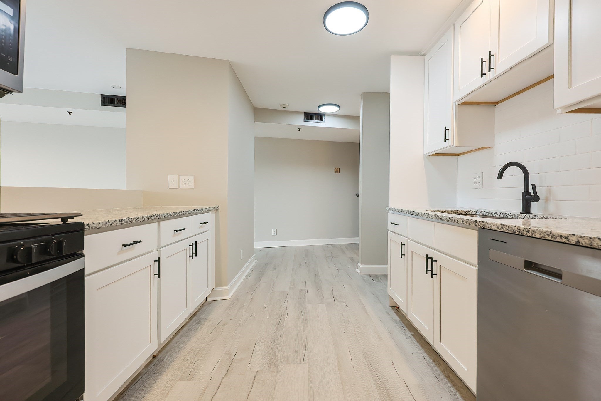 348 Rantoul Street #202, Beverly, MA, 348 Rantoul Street #202, Beverly, MA Photo #8