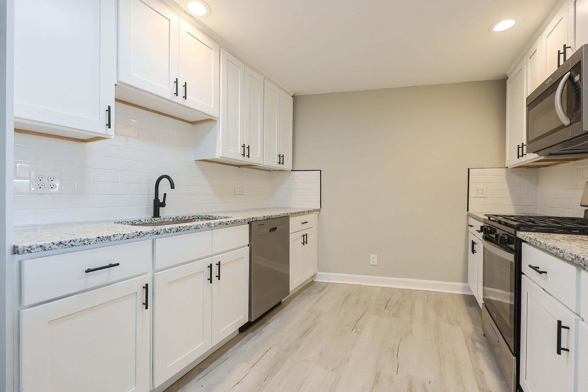 348 Rantoul Street 202