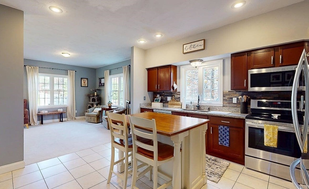 1205 New Braintree Rd