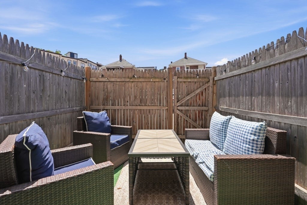 1722-1726 Commonwealth Ave #1, Boston, MA, 1722-1726 Commonwealth Ave #1, Boston, MA Photo #14