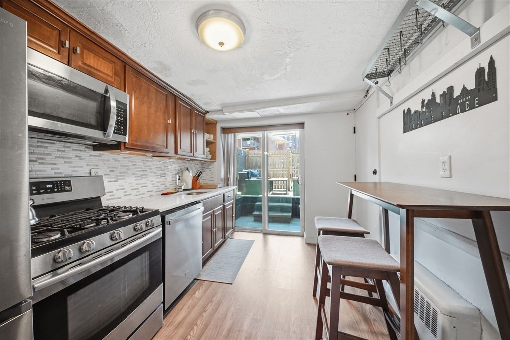 1722-1726 Commonwealth Ave #1, Boston, MA, 1722-1726 Commonwealth Ave #1, Boston, MA Photo #5