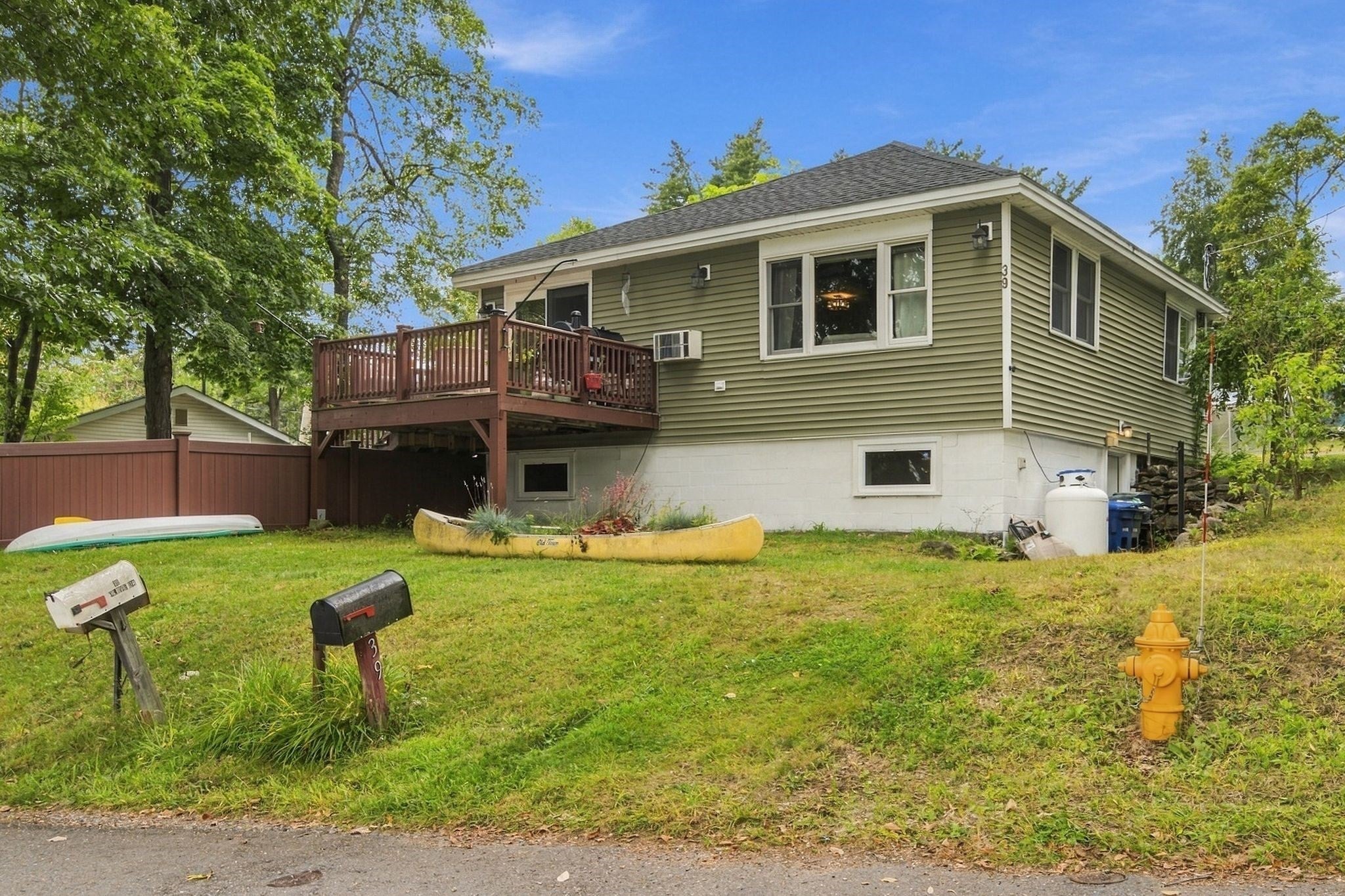 39 Lakeview Dr, Leominster, MA, 39 Lakeview Dr, Leominster, MA Photo #1