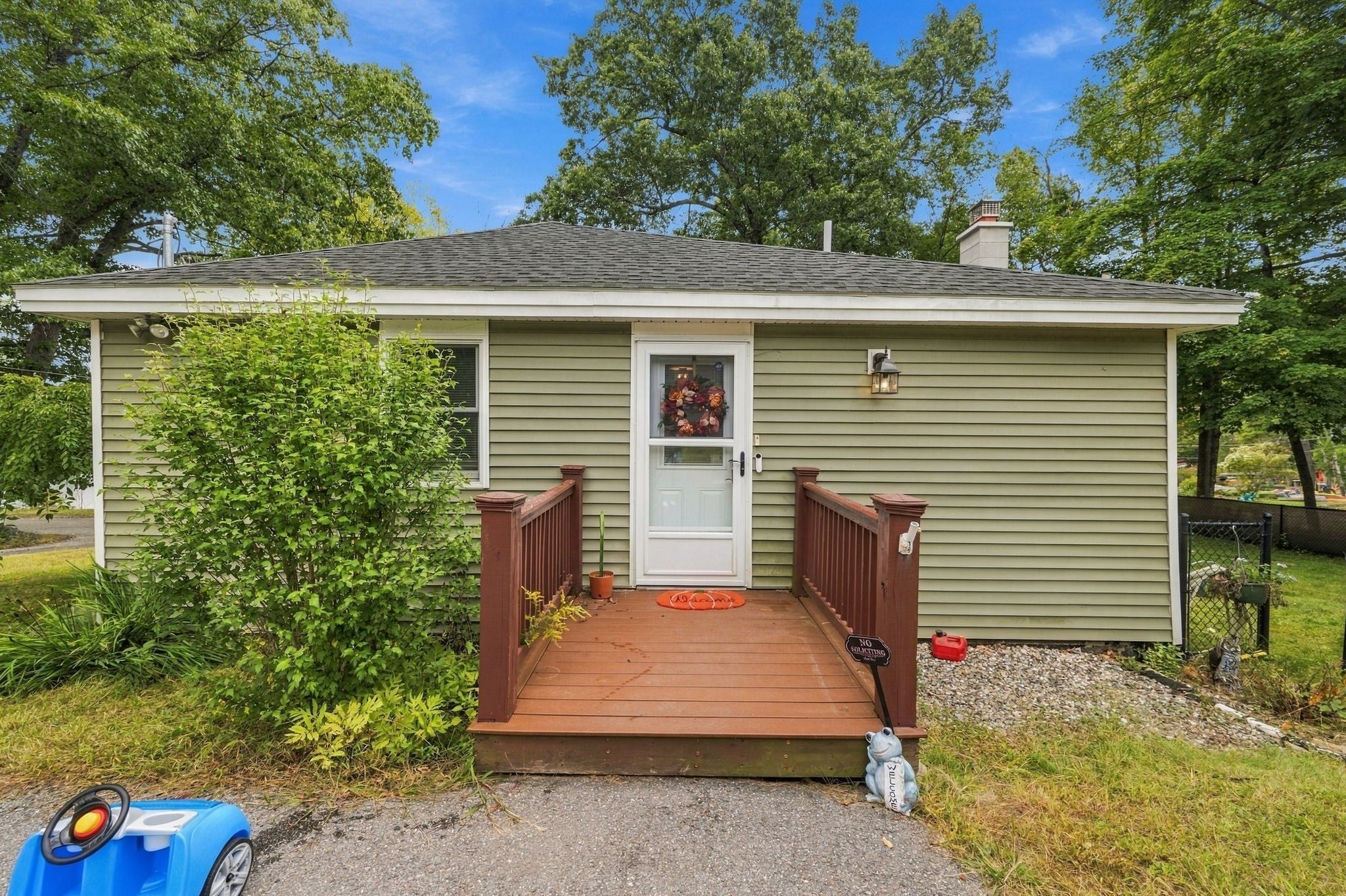 39 Lakeview Dr, Leominster, MA, 39 Lakeview Dr, Leominster, MA Photo #4