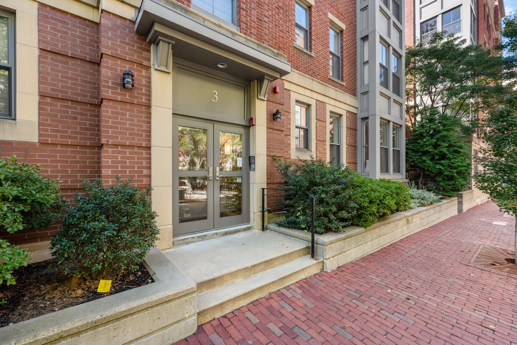 3 Rollins St #C101, Boston, MA Photo #32