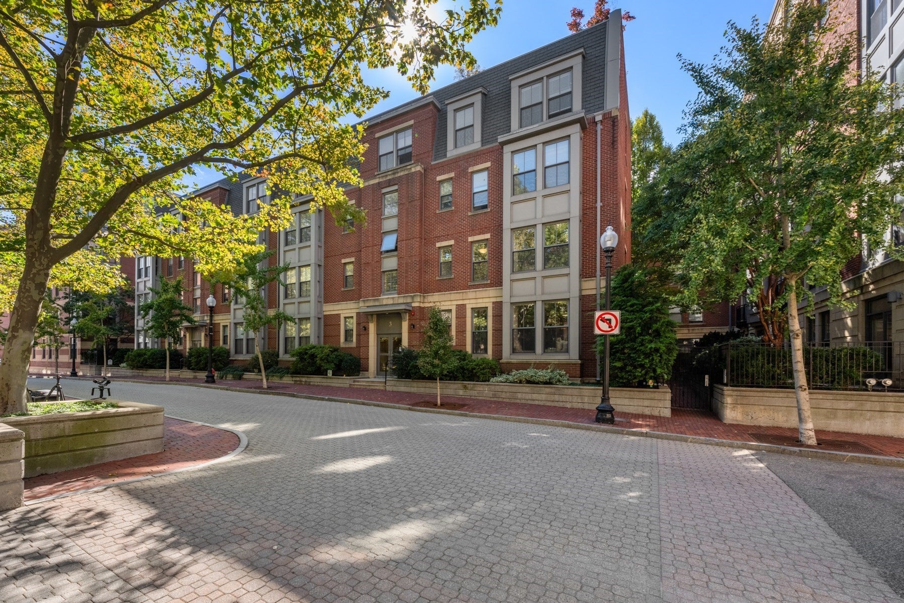 3 Rollins St #C101, Boston, MA Photo #33