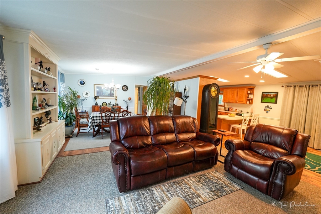 1-11 South Meadow Village