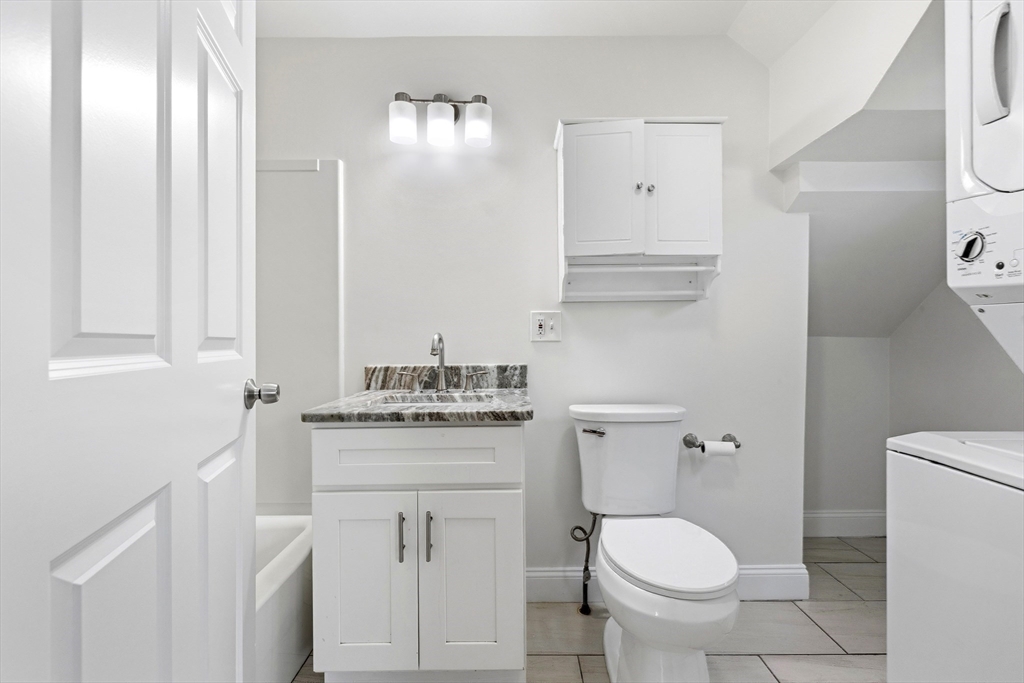 23 Thorndike St, Revere, MA Photo #11