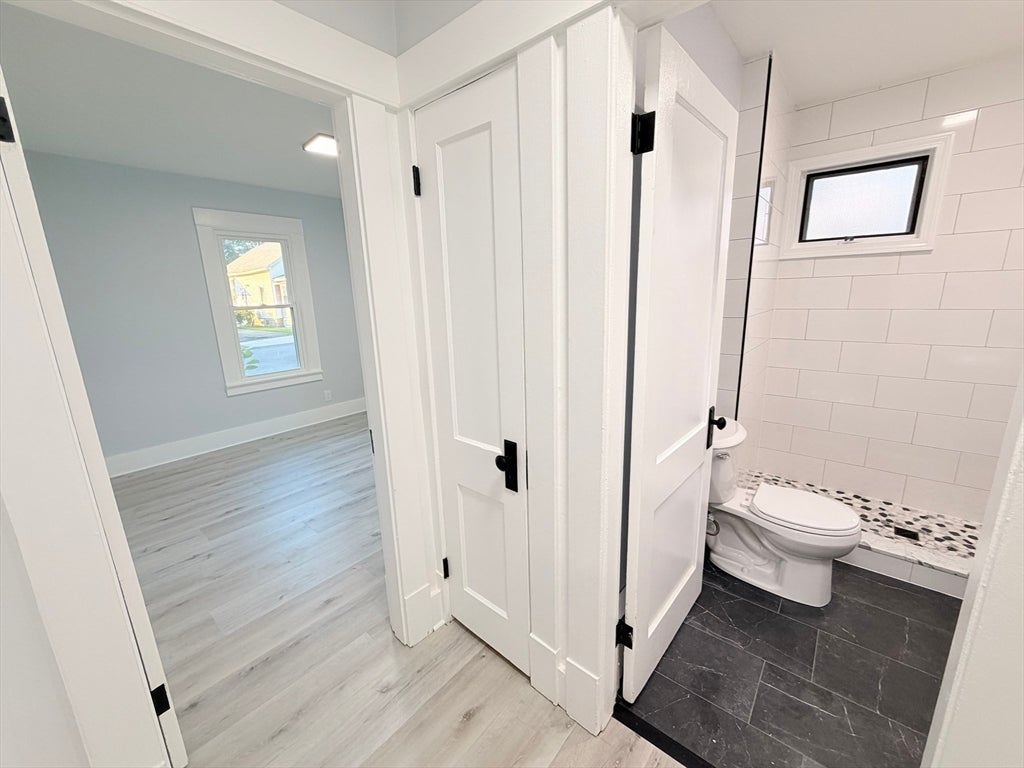 11 Thornfell St, Springfield, MA Photo #14