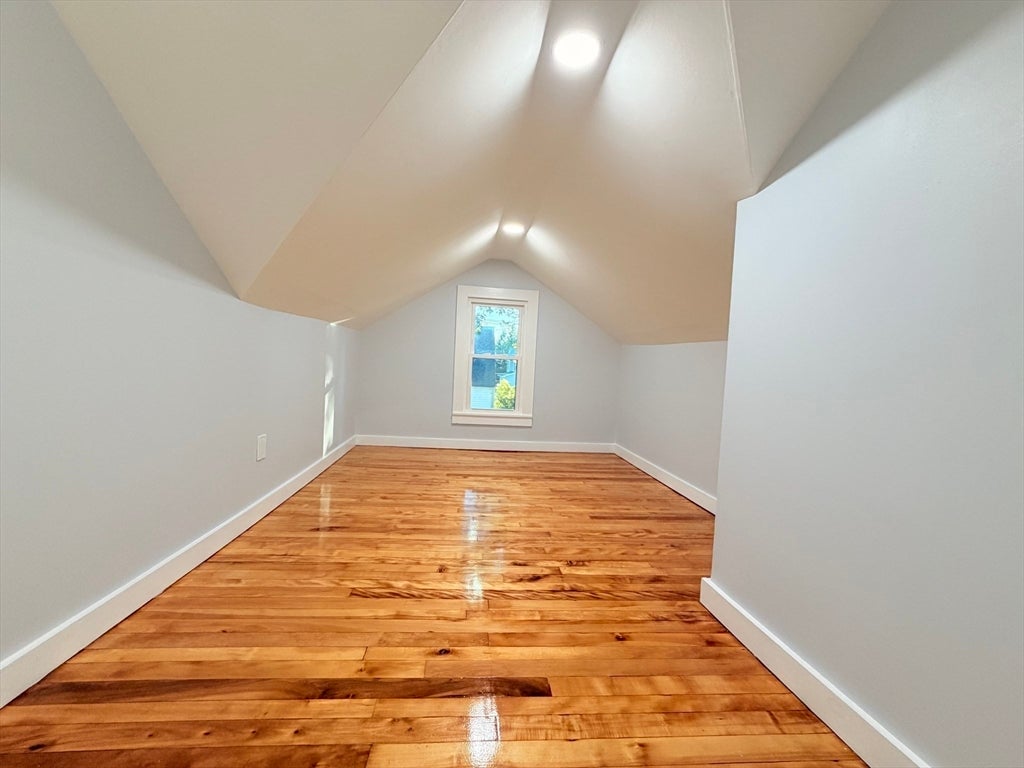 11 Thornfell St, Springfield, MA Photo #22