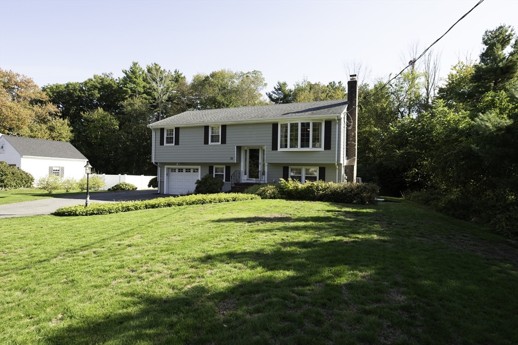21 Laurel Lane