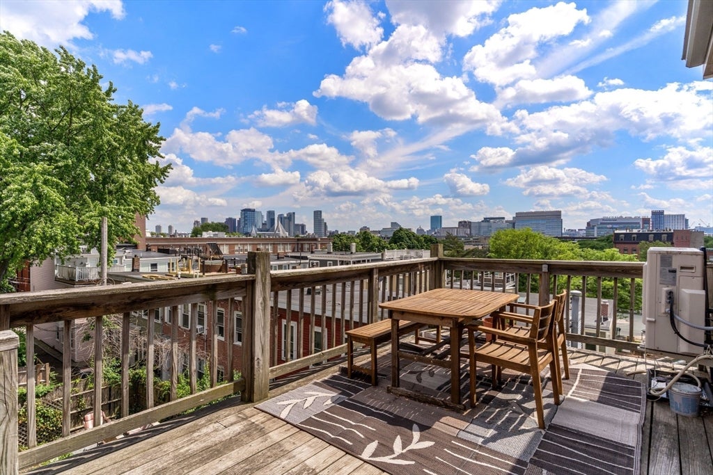 35 Mead St 3