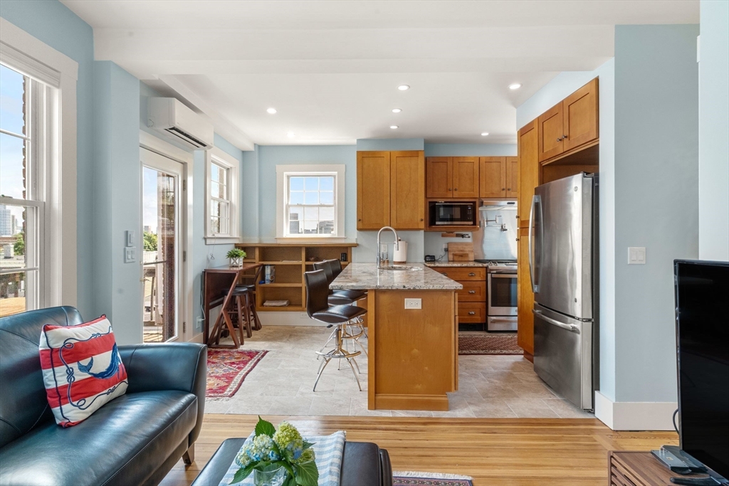 35 Mead St 3
