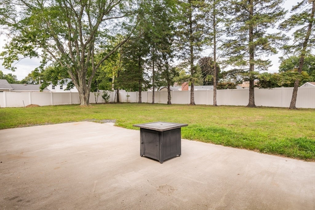 43 Catherine Dr, Peabody, MA, 43 Catherine Dr, Peabody, MA Photo #37