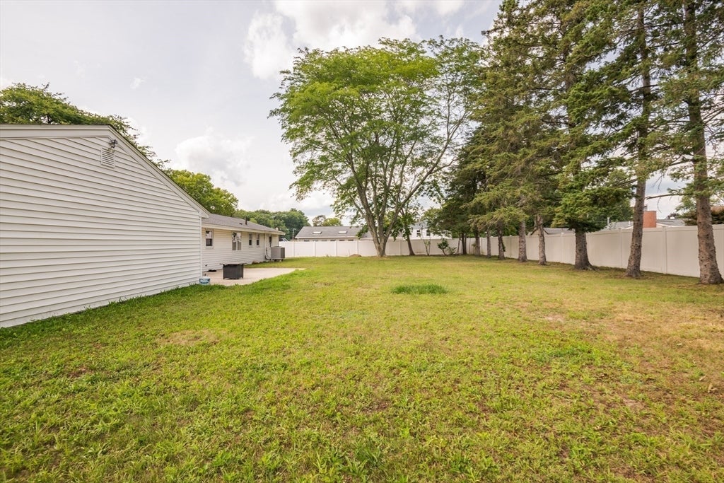 43 Catherine Dr, Peabody, MA, 43 Catherine Dr, Peabody, MA Photo #41