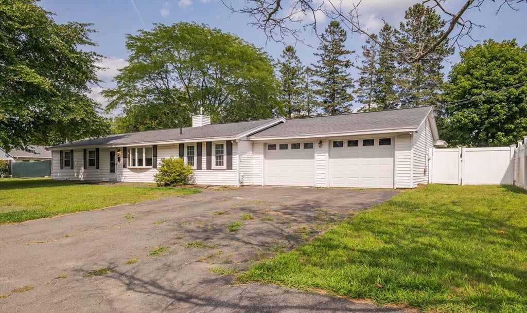 43 Catherine Dr, Peabody, MA, 43 Catherine Dr, Peabody, MA Photo #2