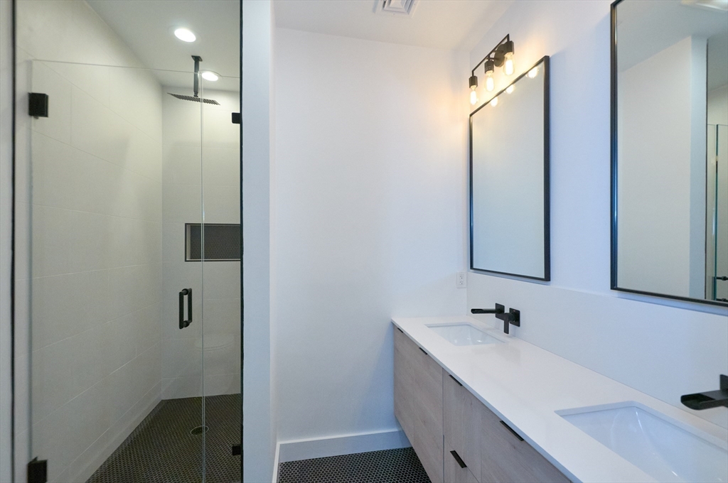 360 Meridian St #5, Boston, MA, 360 Meridian St #5, Boston, MA Photo #9