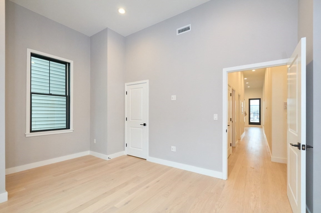 360 Meridian St #5, Boston, MA, 360 Meridian St #5, Boston, MA Photo #12