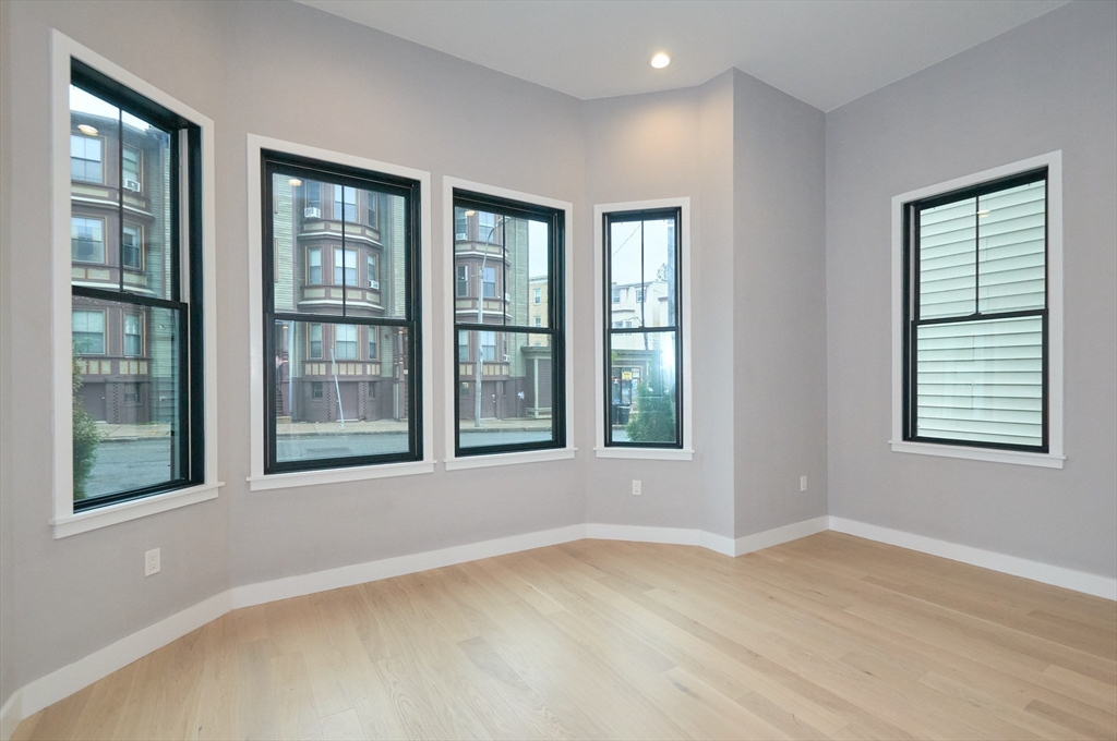 360 Meridian St #5, Boston, MA, 360 Meridian St #5, Boston, MA Photo #7