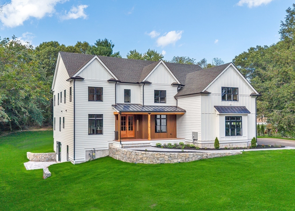 Natick, Massachusetts 01760, United States, 6 Bedrooms Bedrooms, ,6 BathroomsBathrooms,Residential,Pending,204691