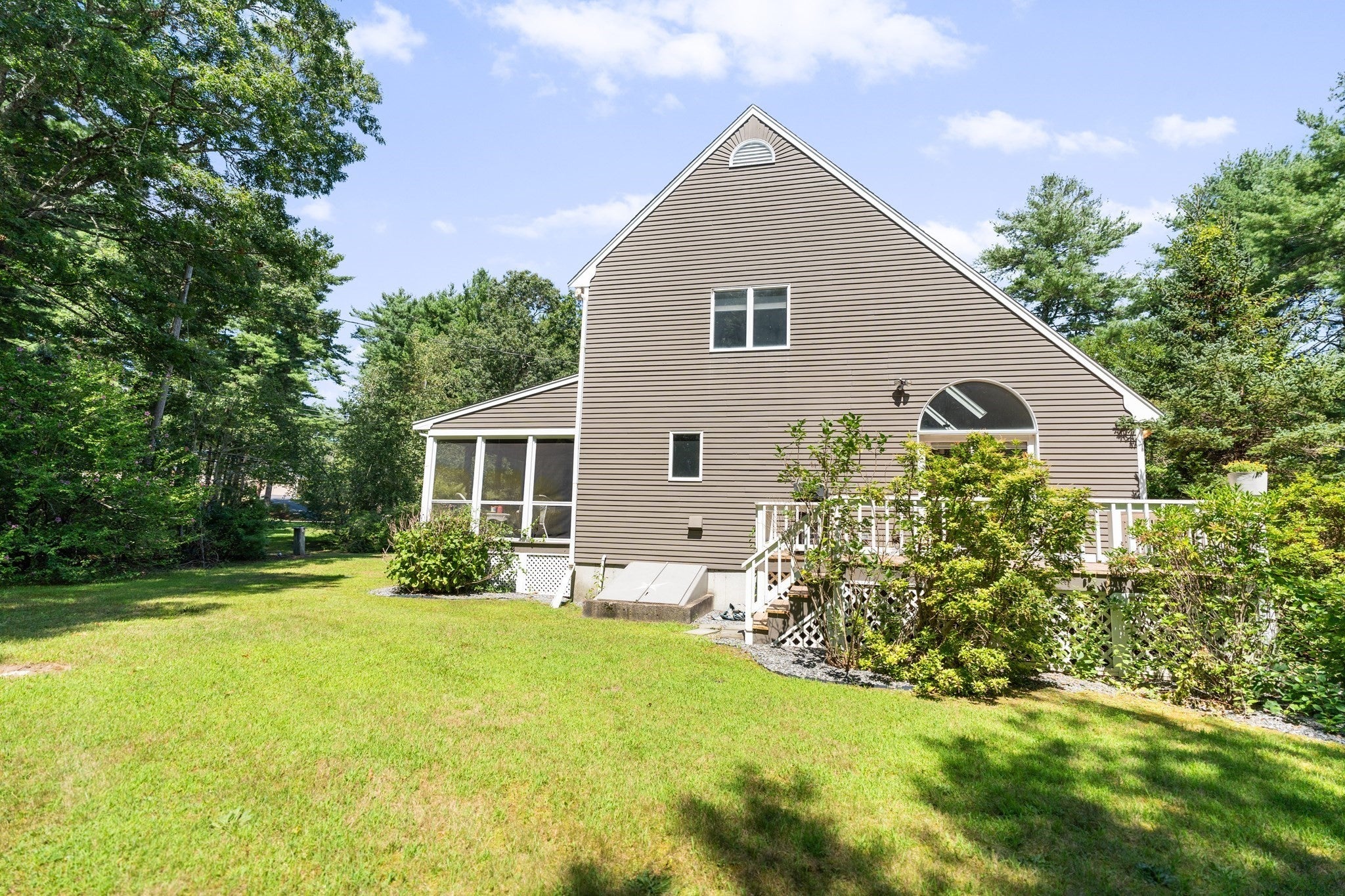 39 Stuart Rd, Rochester, MA, 39 Stuart Rd, Rochester, MA Photo #3