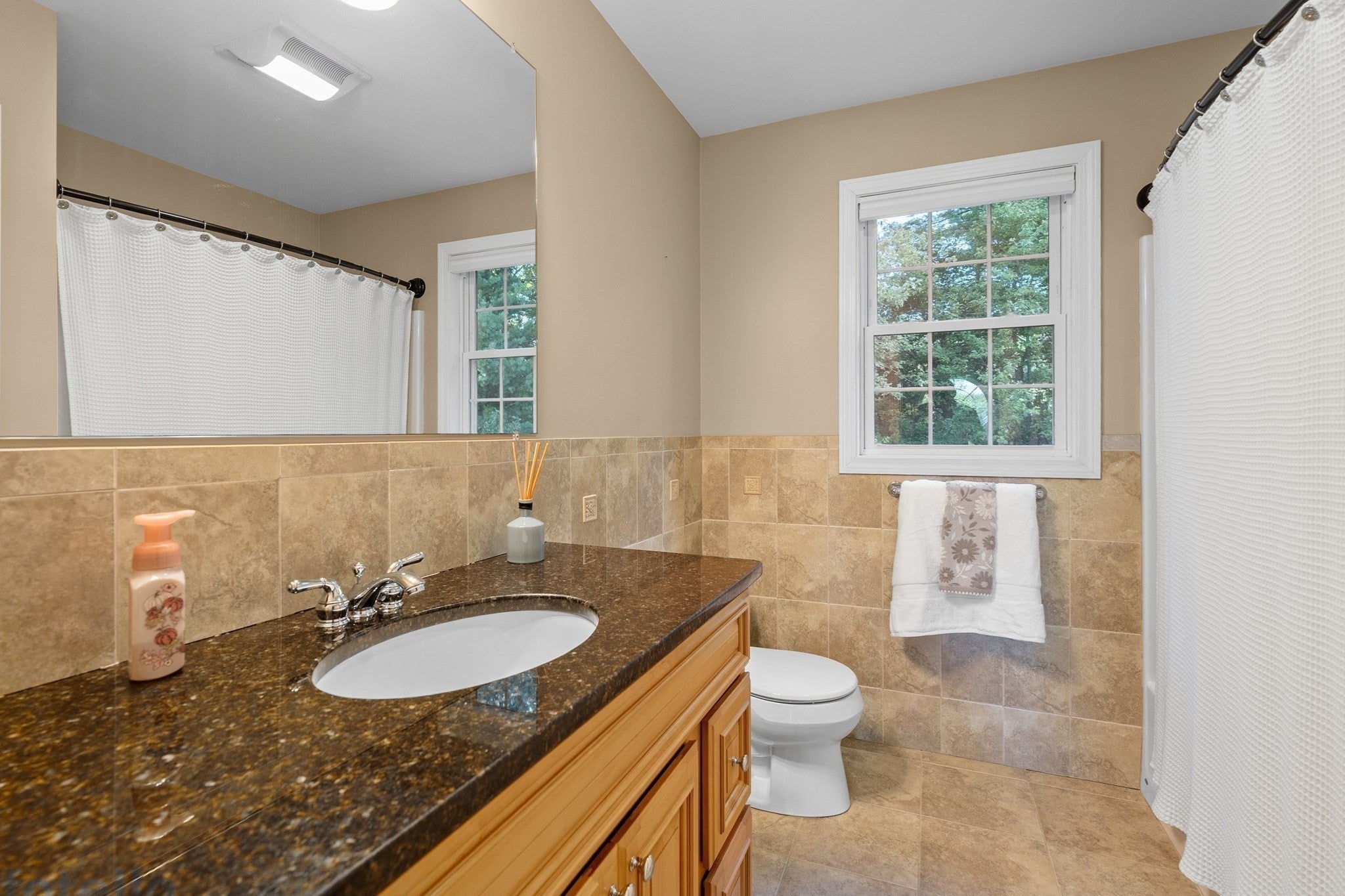 3 Joy Rd, New Bedford, MA Photo #16