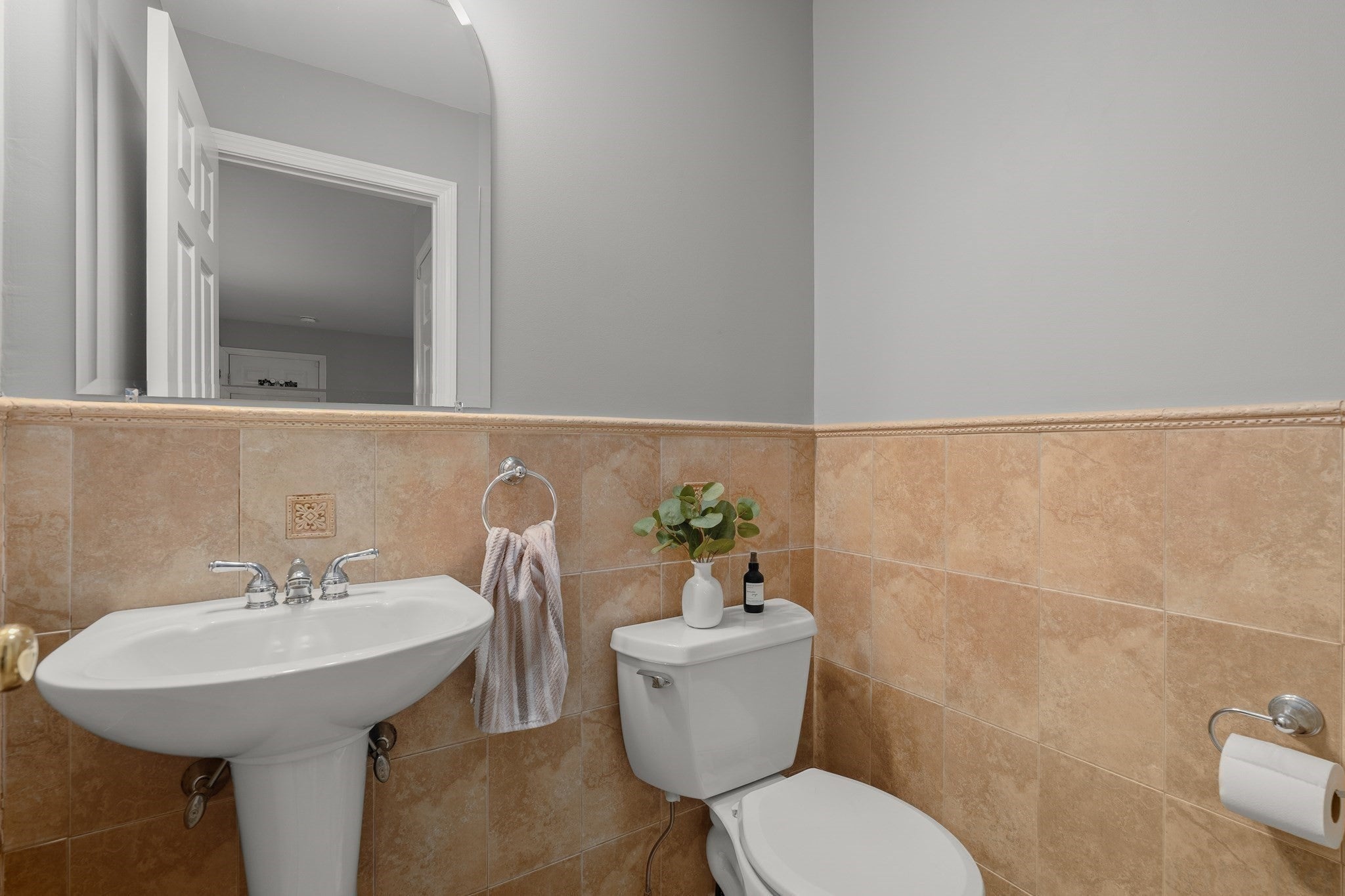 3 Joy Rd, New Bedford, MA Photo #9