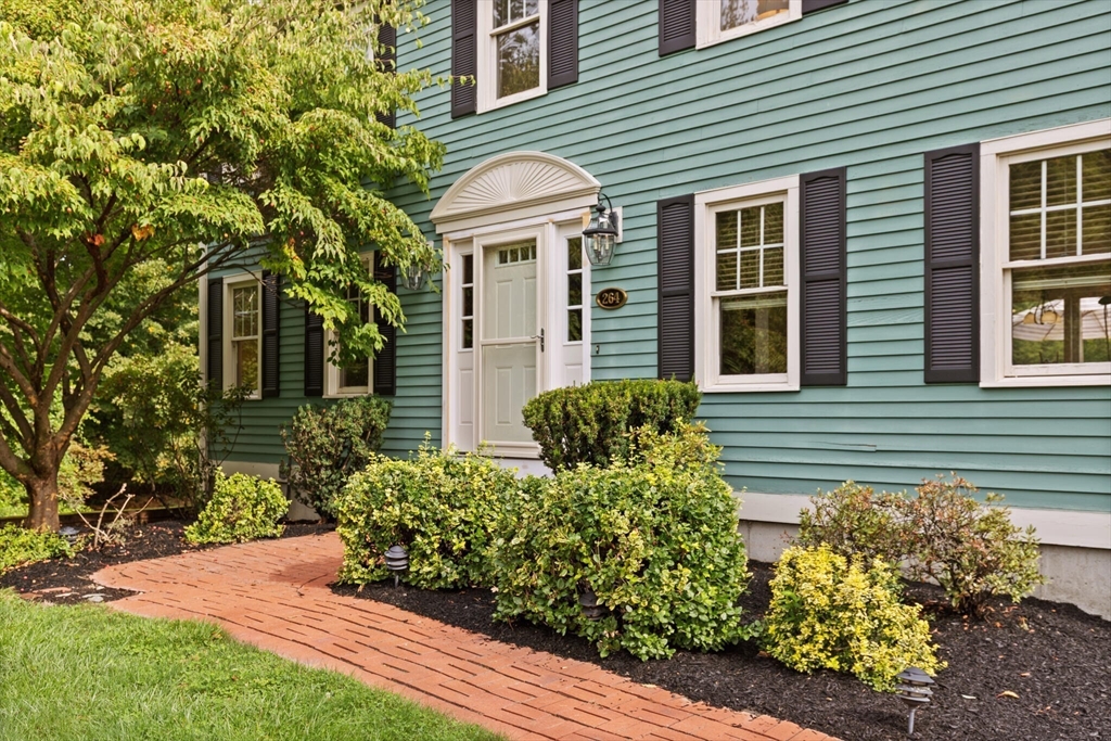 264 Bay Rd