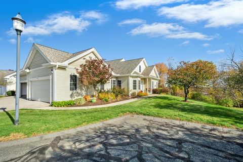 69 Cortland Grove Dr 69 Shrewsbury MA 01545