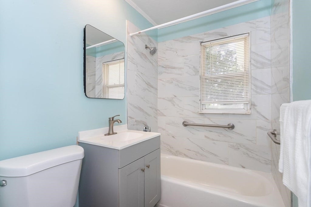 20 Rayburn Rd #1, Stoughton, MA Photo #16