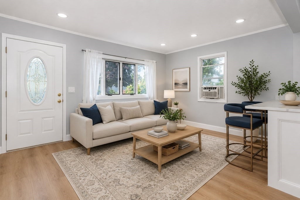 20 Rayburn Rd #1, Stoughton, MA Photo #3