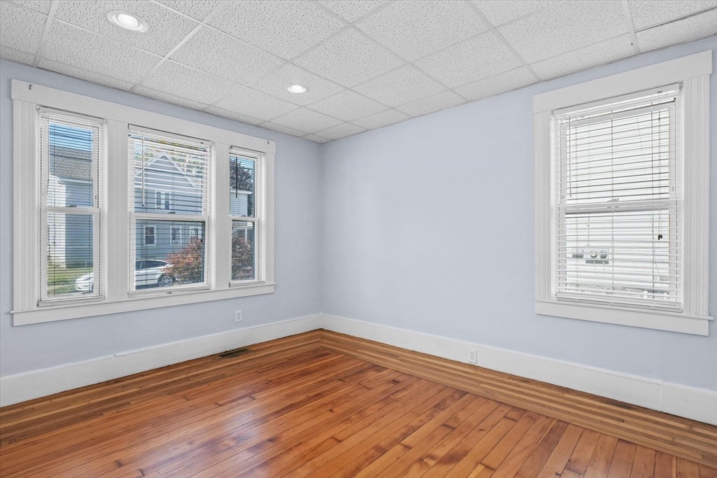81 5th Ave, Lowell, MA, 81 5th Ave, Lowell, MA Photo #3