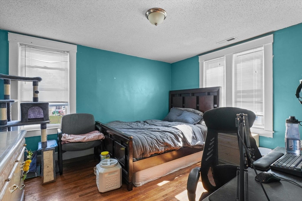 81 5th Ave, Lowell, MA, 81 5th Ave, Lowell, MA Photo #11