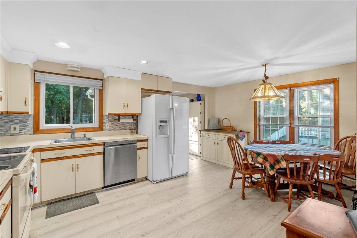 37 Donna Dr, Plymouth, MA, 37 Donna Dr, Plymouth, MA Photo #15