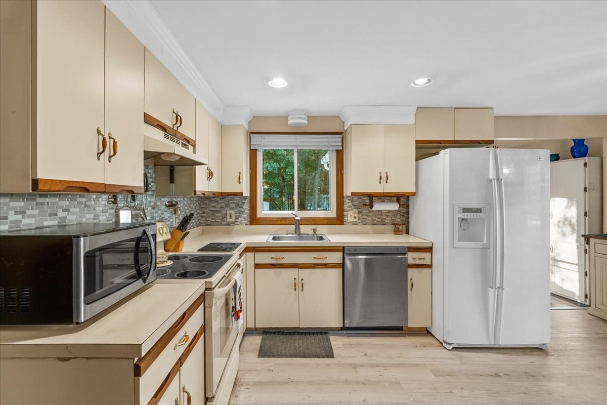 37 Donna Dr, Plymouth, MA, 37 Donna Dr, Plymouth, MA Photo #11