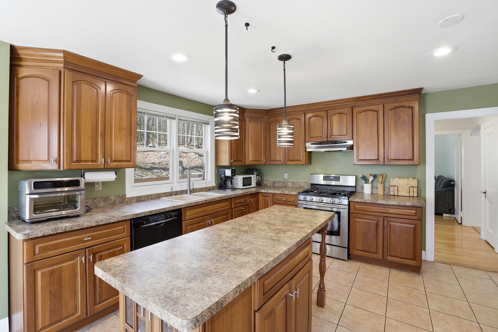 145 Boylston Cir, Shrewsbury, MA, 145 Boylston Cir, Shrewsbury, MA Photo #12