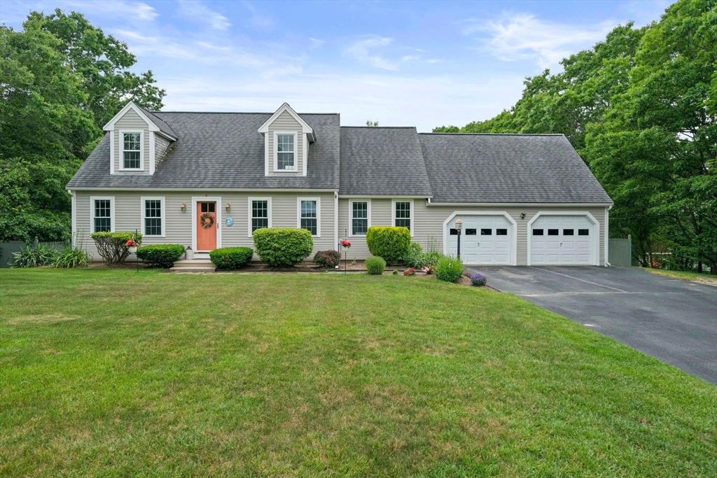 8 Joyce Dr