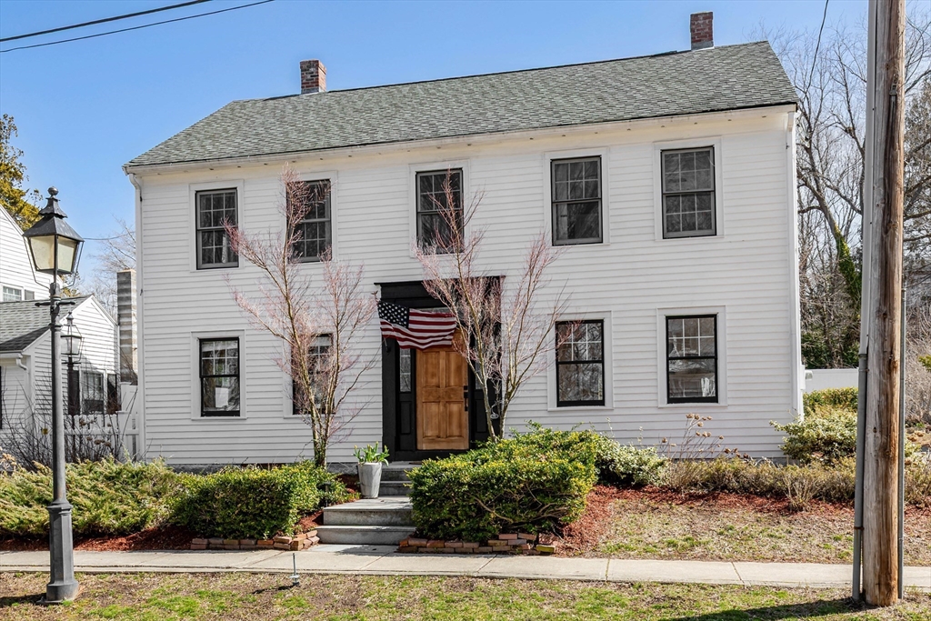 18 Elm Park