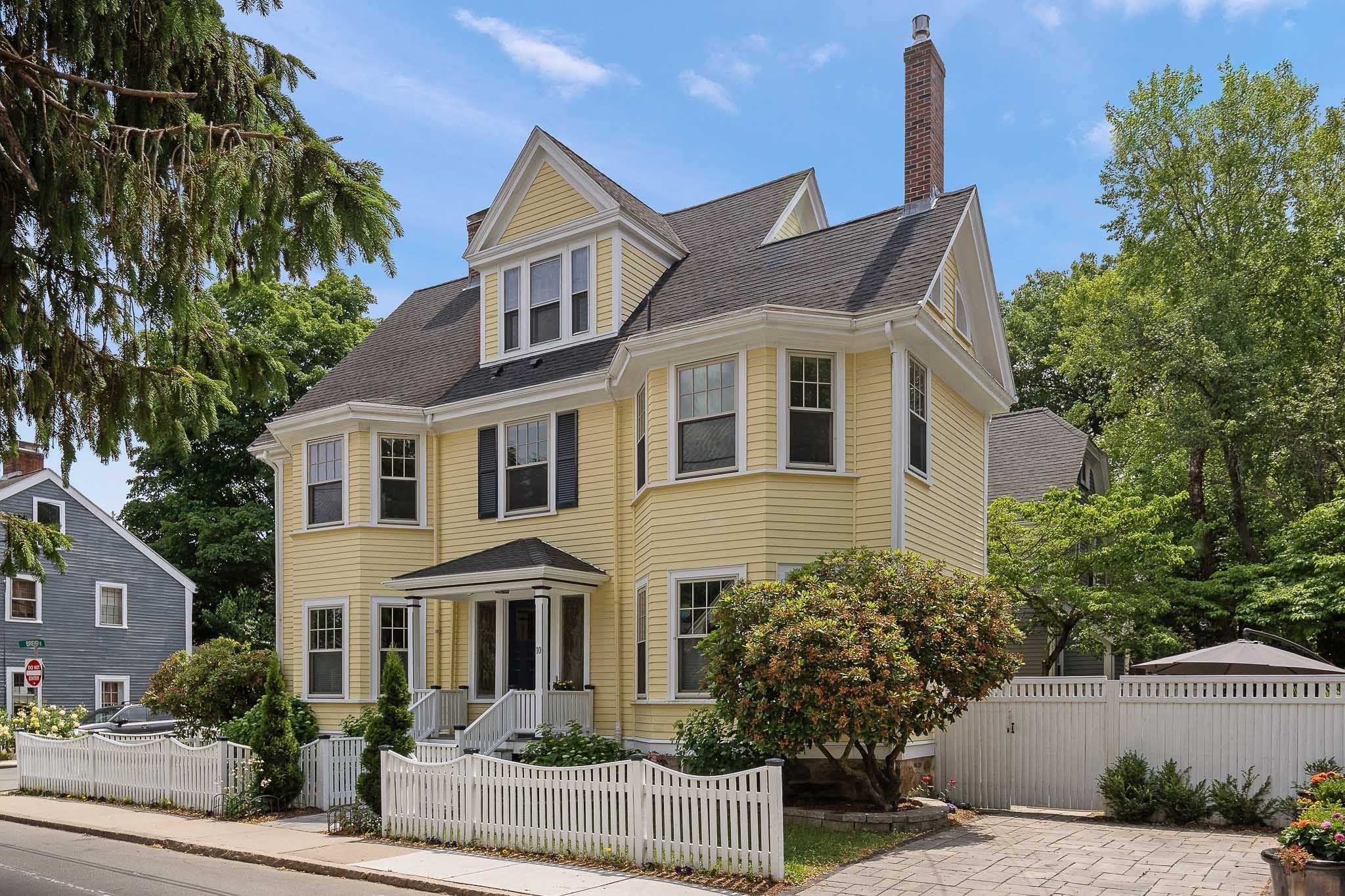 10 Brewer St #2, Boston, MA Photo #1