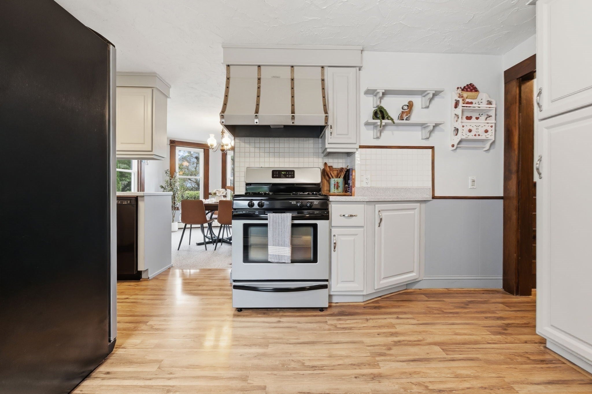 4 Longfellow St, Beverly, MA Photo #12