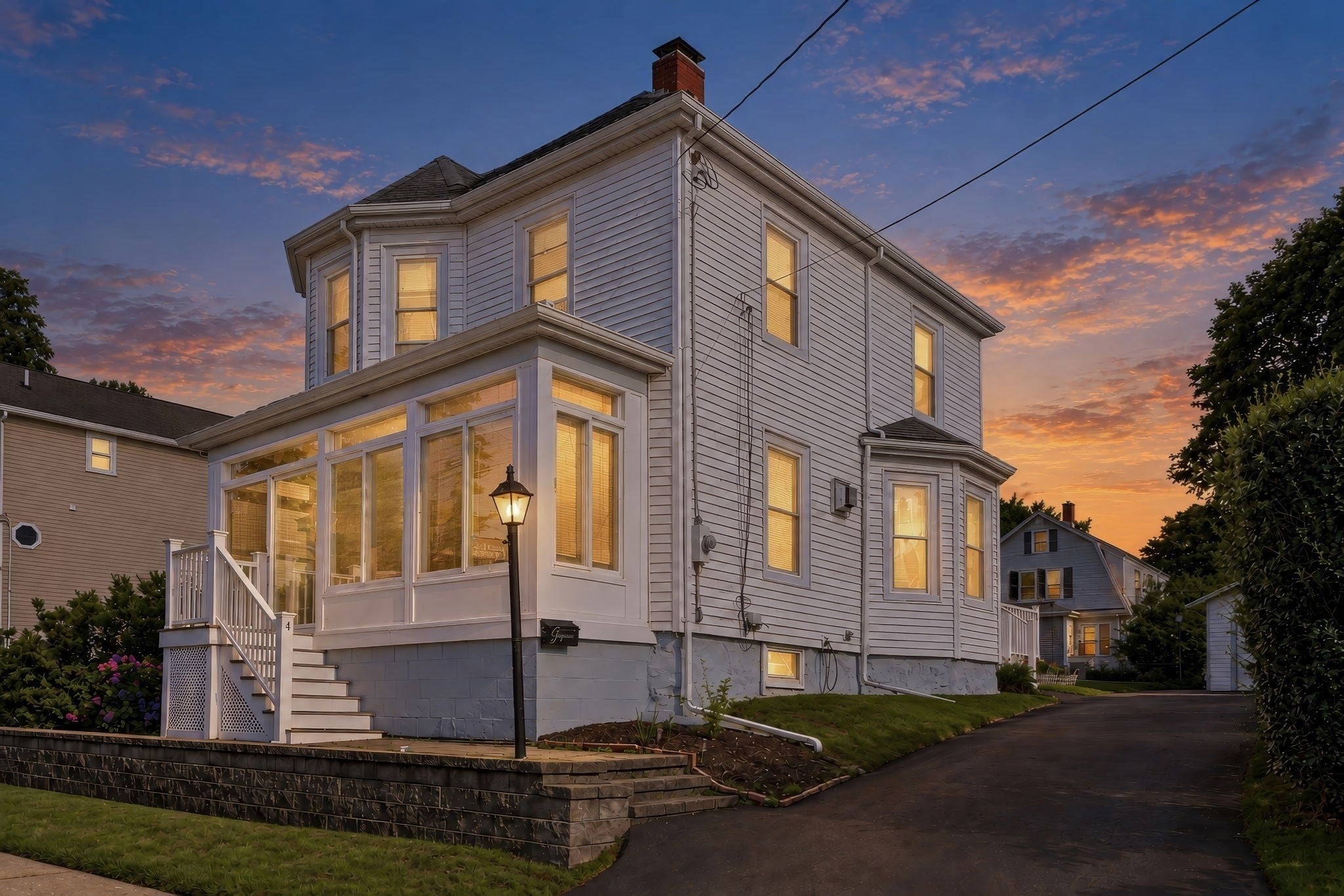 4 Longfellow St