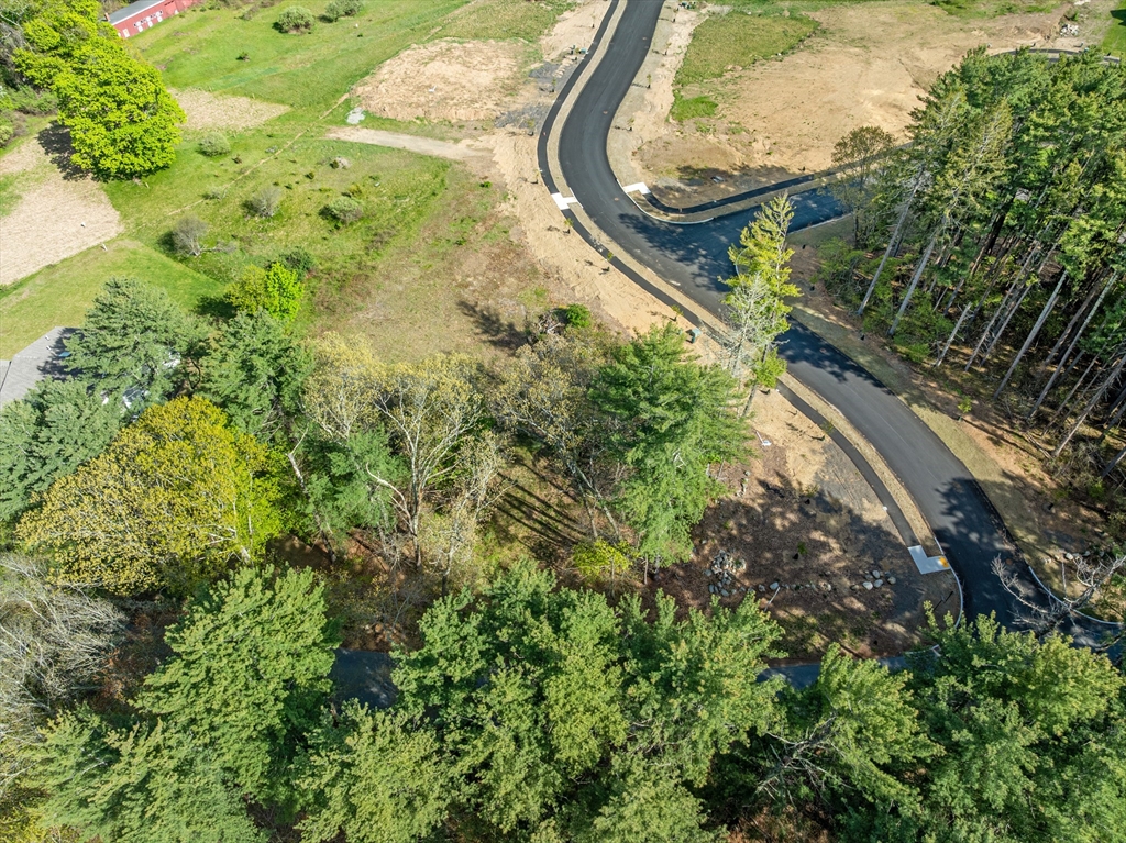 2 Pearl Way - Lot 1