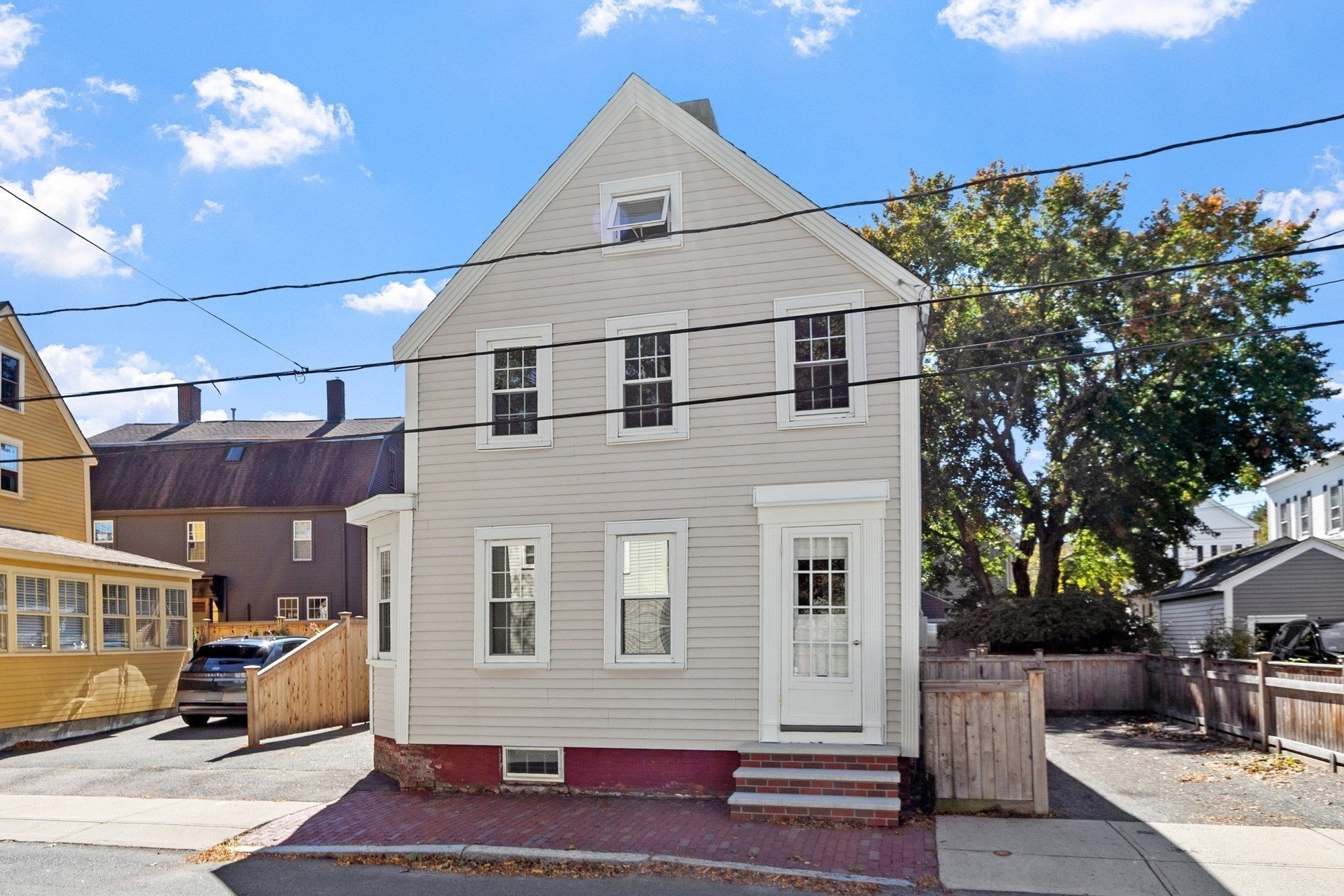 58 Temple St, Newburyport, MA Photo #1