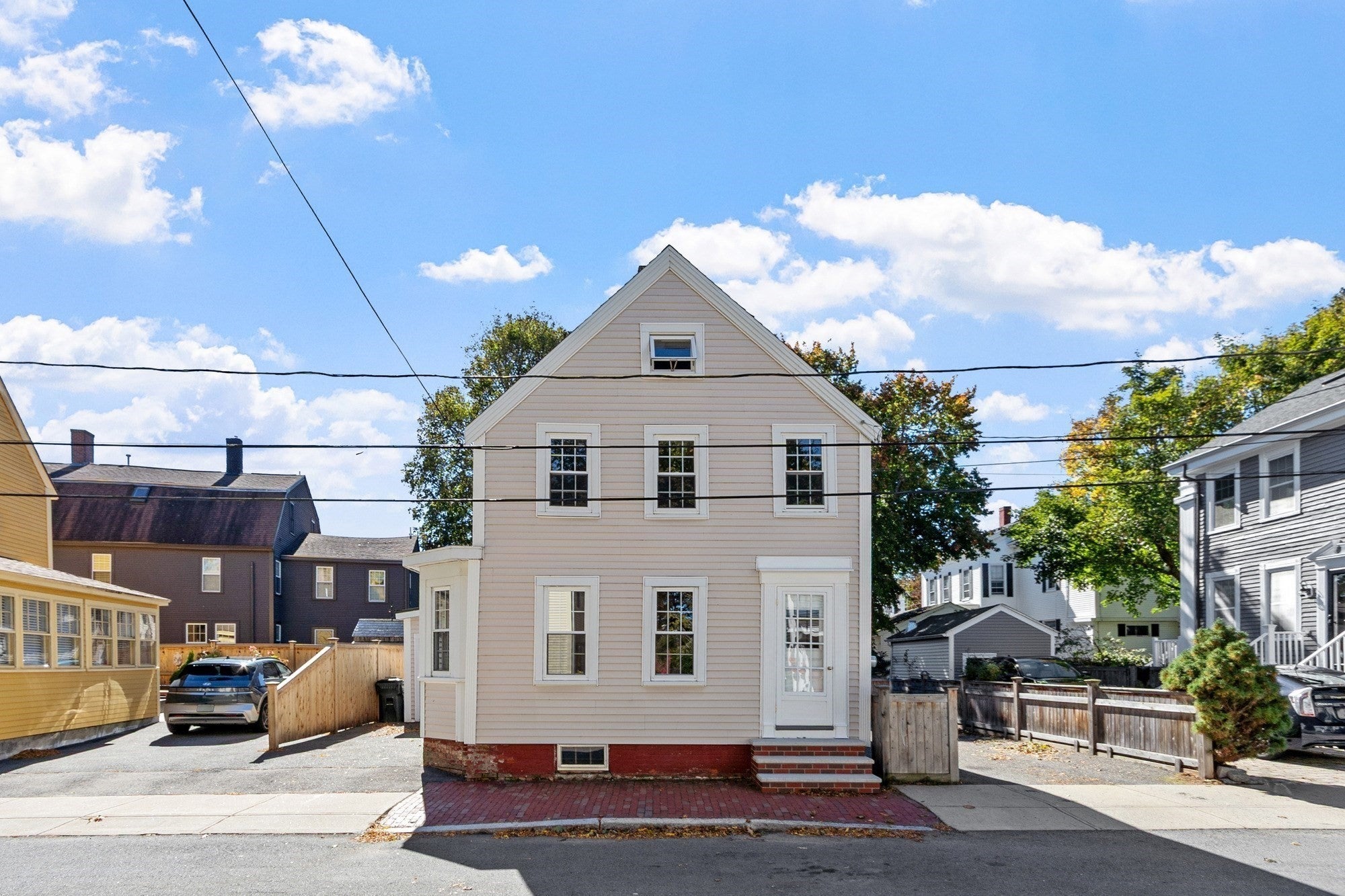 58 Temple St, Newburyport, MA Photo #4