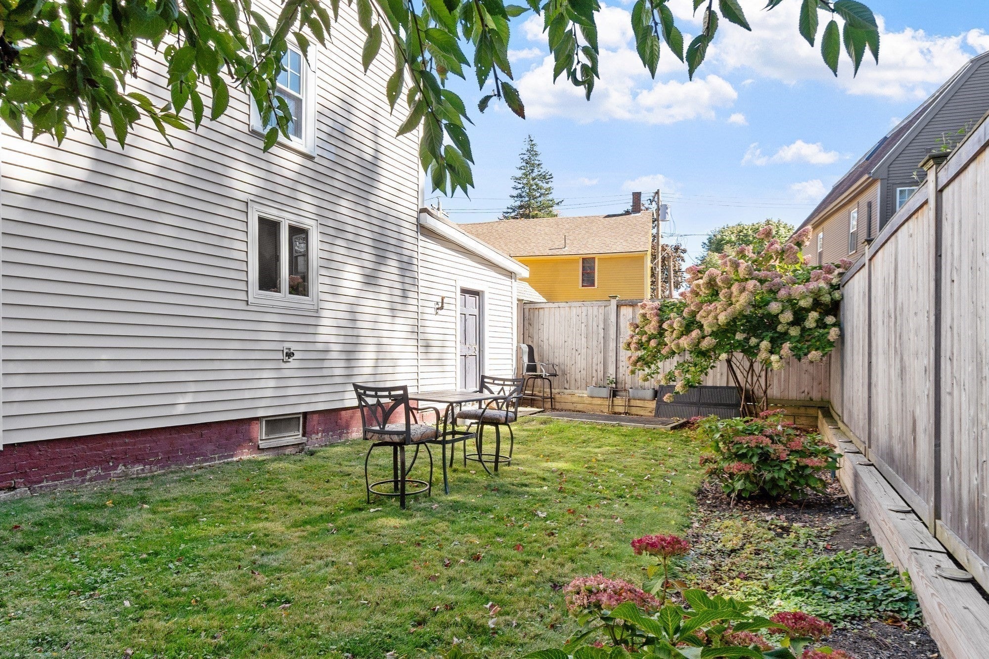 58 Temple St, Newburyport, MA Photo #28
