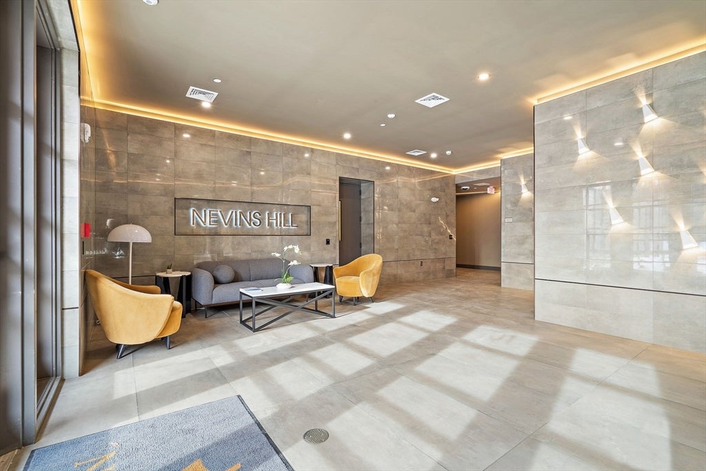 One Nevins Hill Way #303, Boston, MA Photo #15