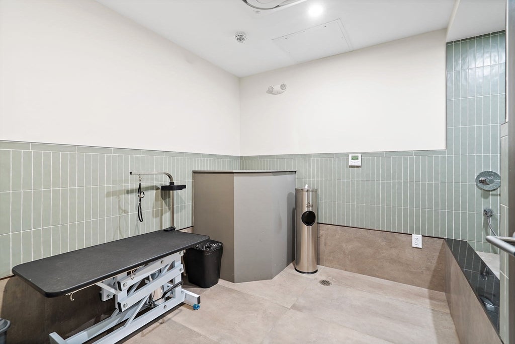 One Nevins Hill Way #303, Boston, MA Photo #21