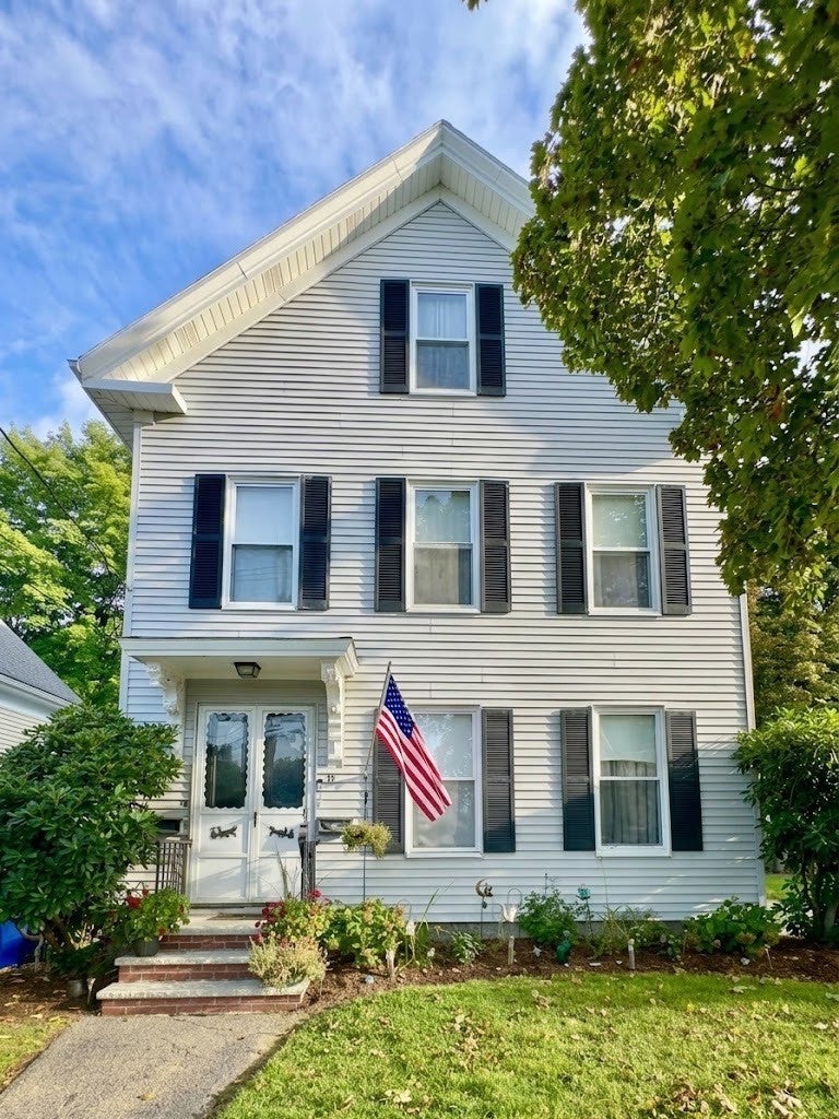 39 School St, Rockland, MA Photo #2