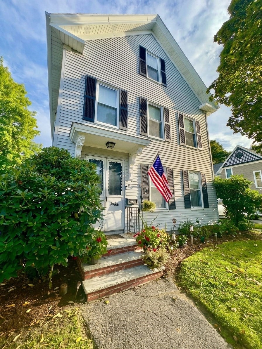 39 School St, Rockland, MA Photo #1